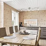 Semesterbostad 4 Star In Fall-by Traum *