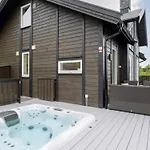4 Star In Fall-by Traum