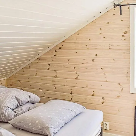4 Star In Fall-by Traum Vakantiehuis Raufoss