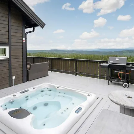 4 Star In Fall-by Traum Raufoss